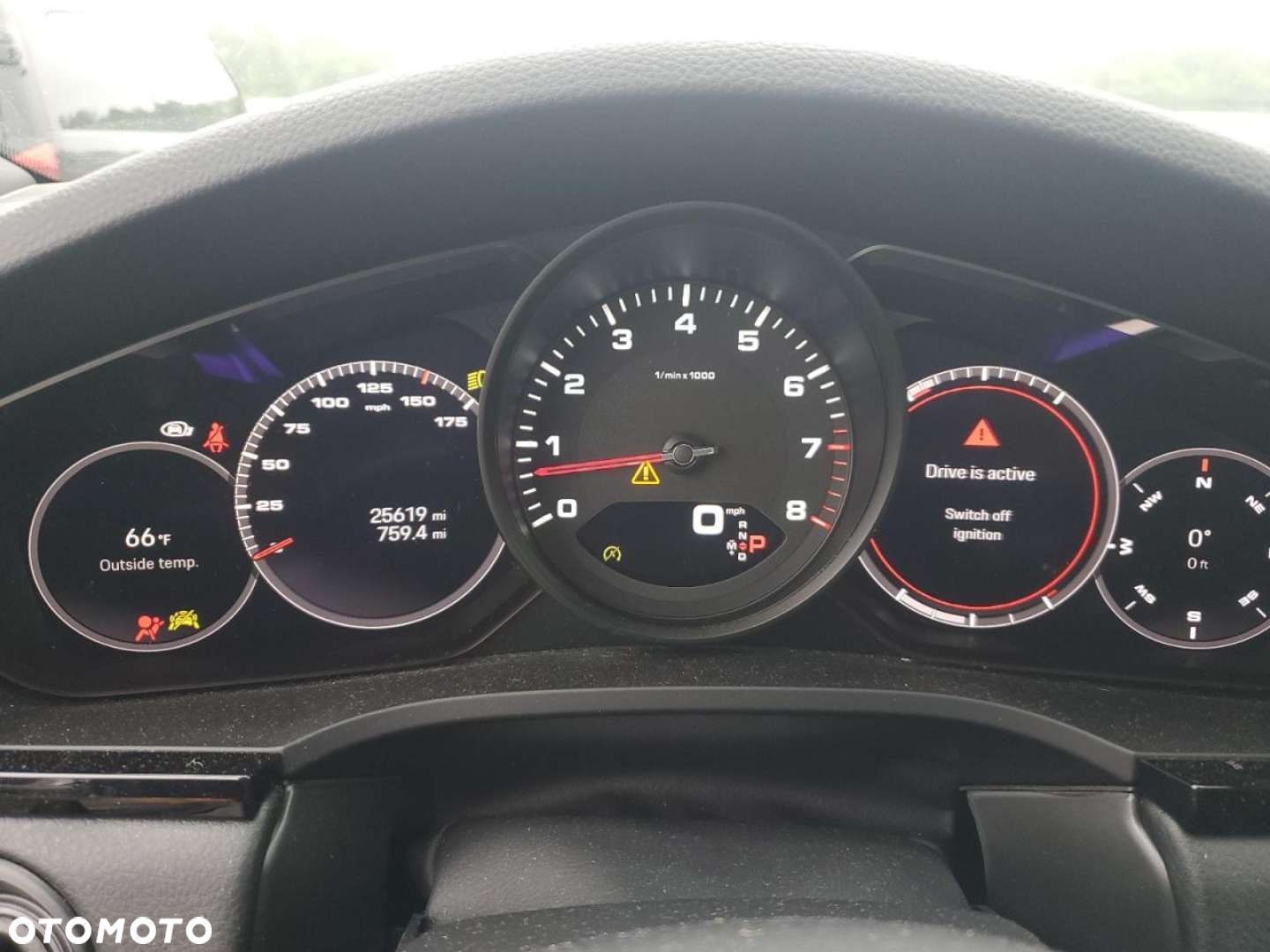 Porsche Cayenne - 4