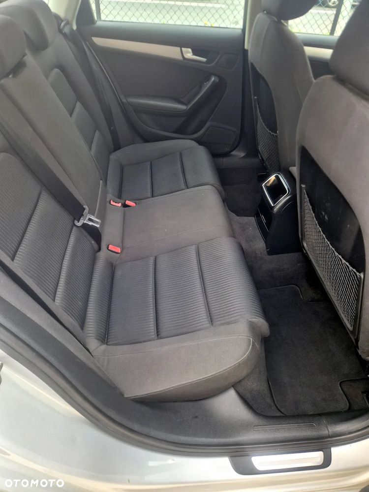 Audi A4 Limousine - 7