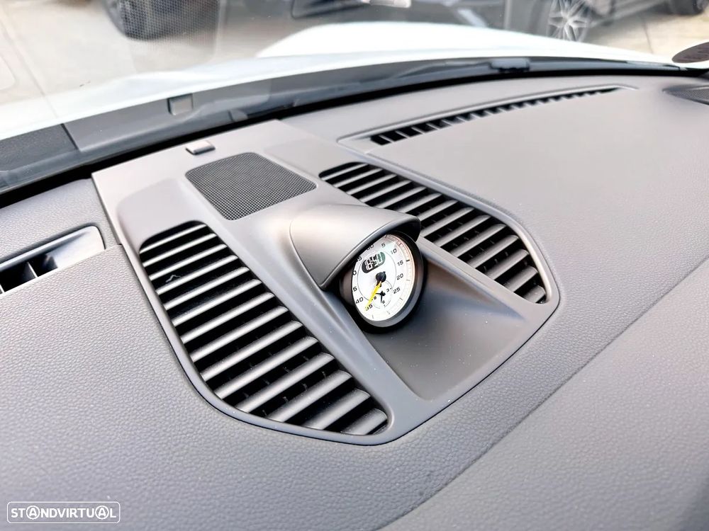 Porsche 911 (991) GT3 RS - 12