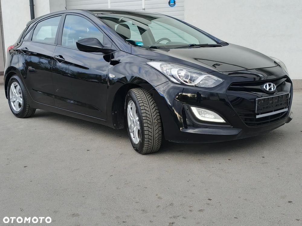 Hyundai i30 i30cw 1.4 Fifa World Cup Edition - 17