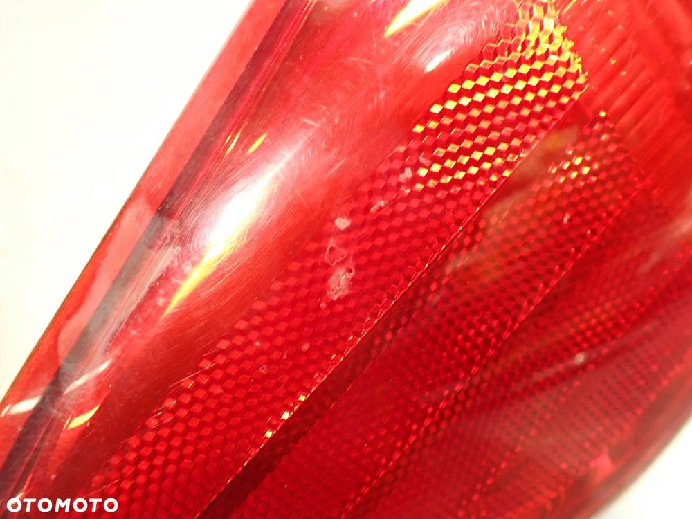 LAMPA LEWA TYLNA TOYOTA COROLLA E15 - 3