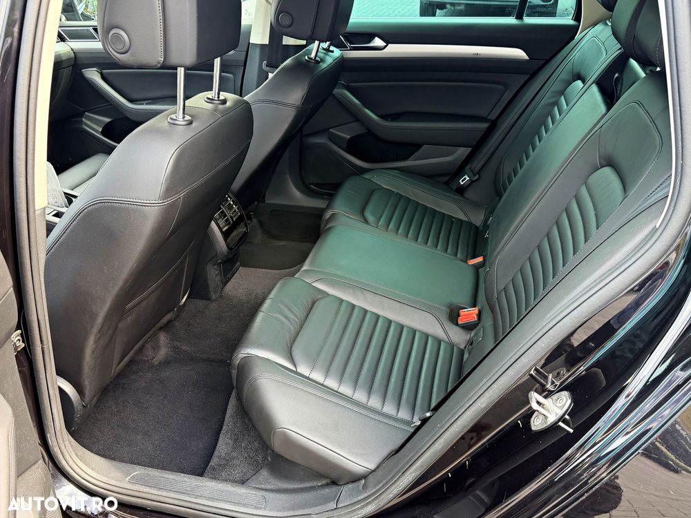 Volkswagen Passat 1.6 TDI SCR DSG Business - 14