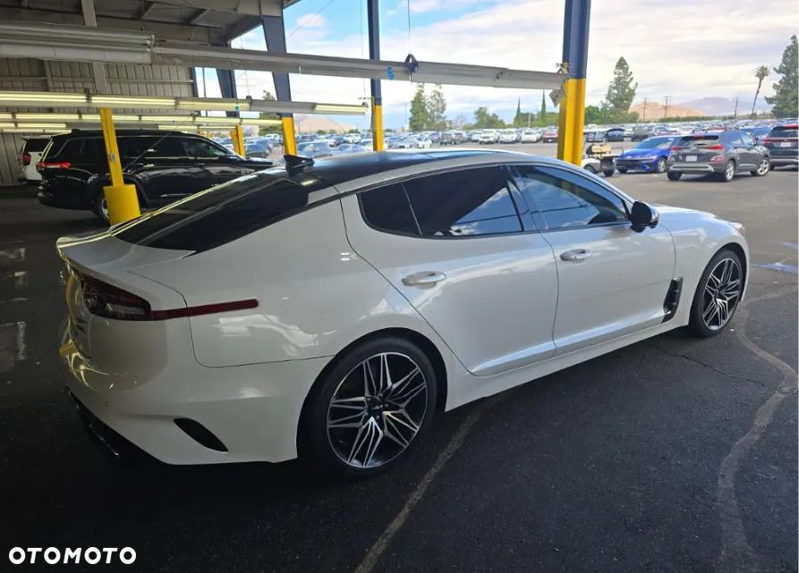 Kia Stinger 3.3 T-GDI V6 GT AWD - 4