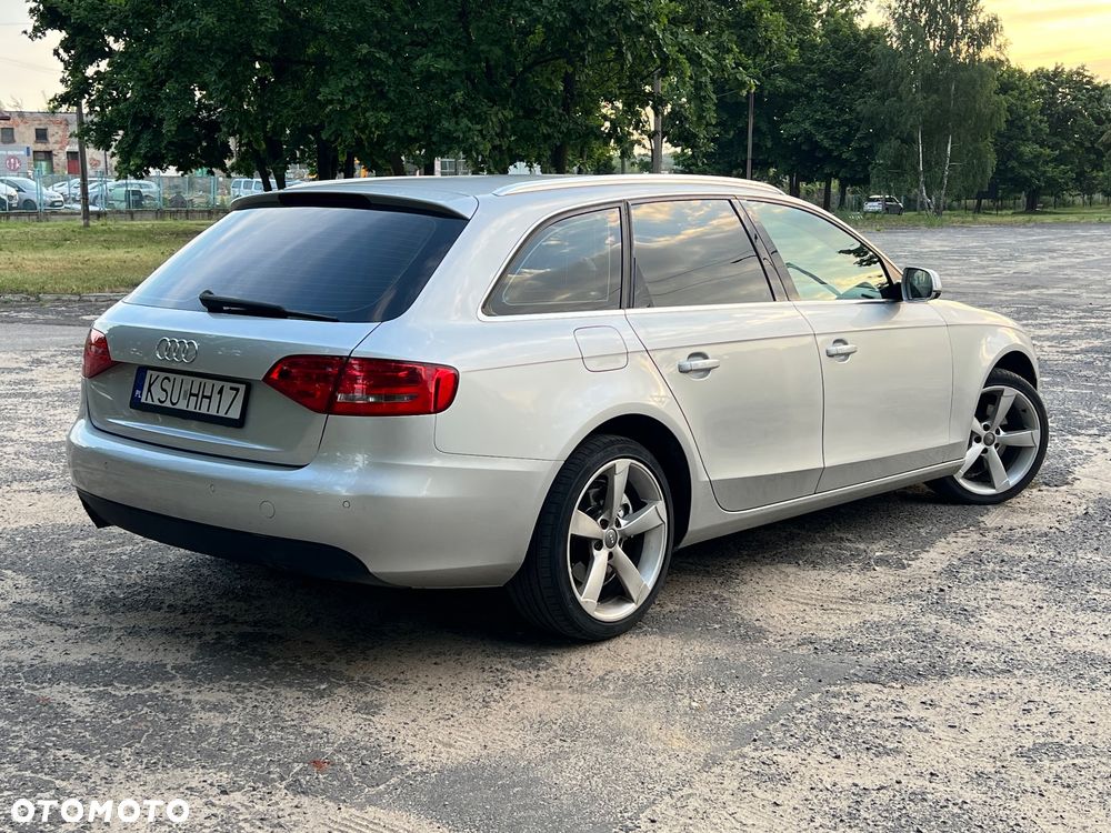 Audi A4 Avant - 4