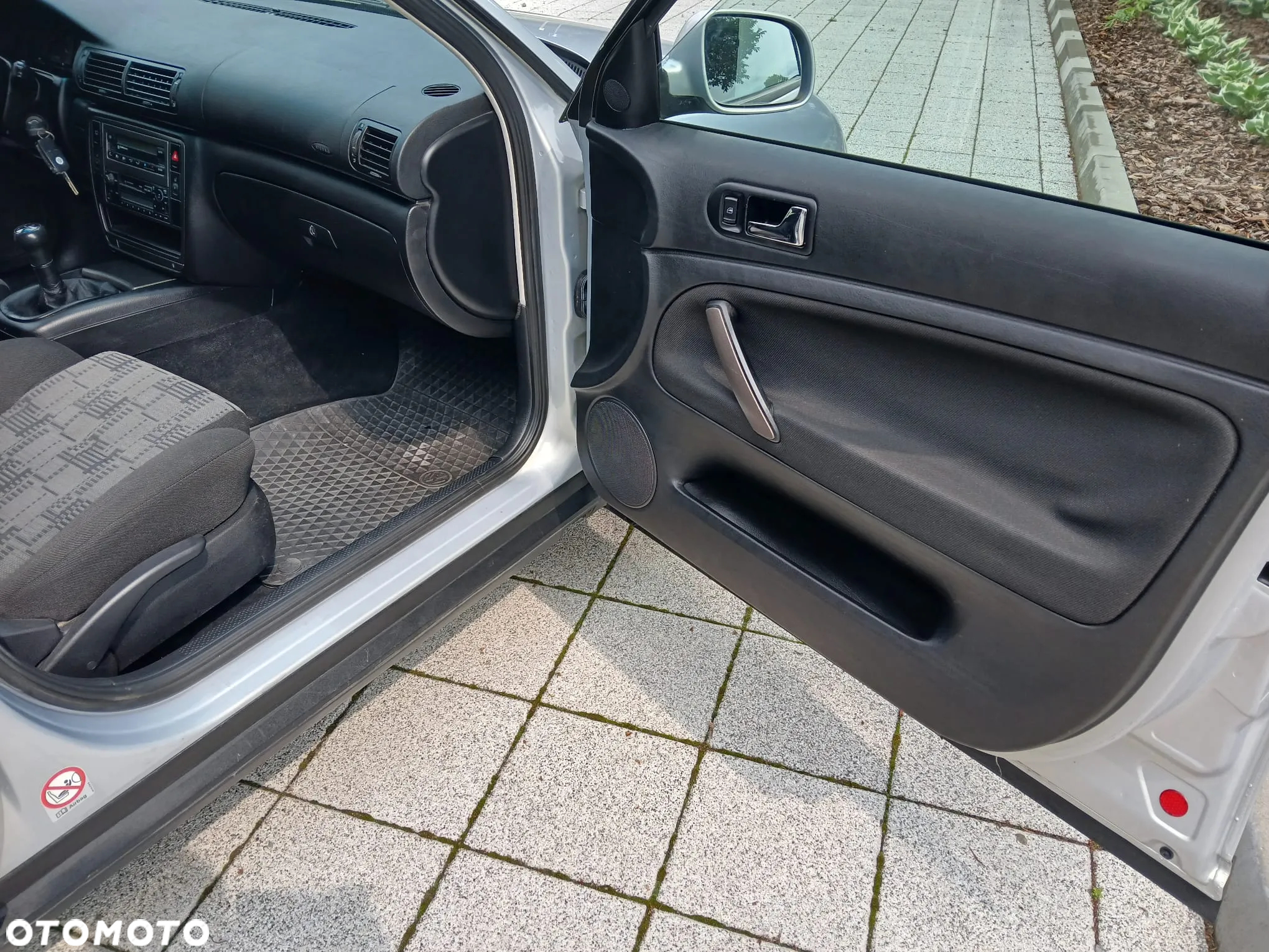 Volkswagen Passat 1.6 Trendline - 19