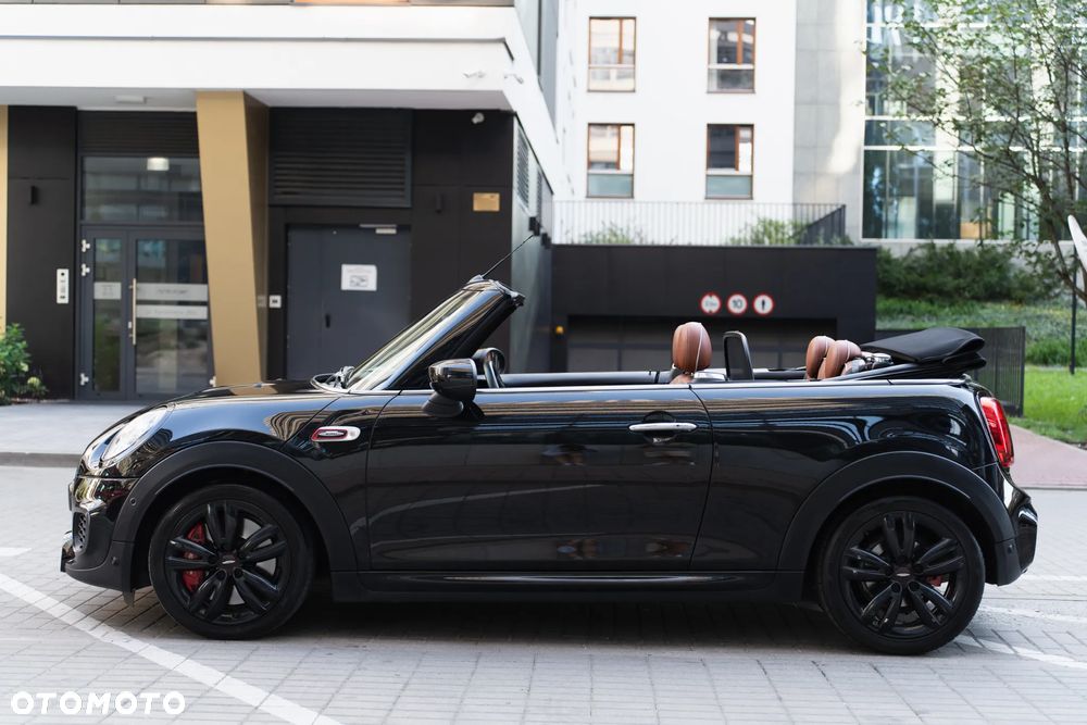 MINI Cooper S Cabrio John Works Trim - 3