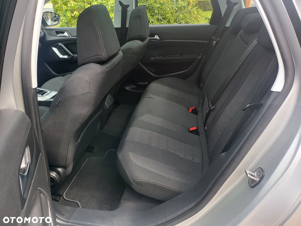 Peugeot 308 BlueHDi 120 EAT6 Stop & Start Allure - 16