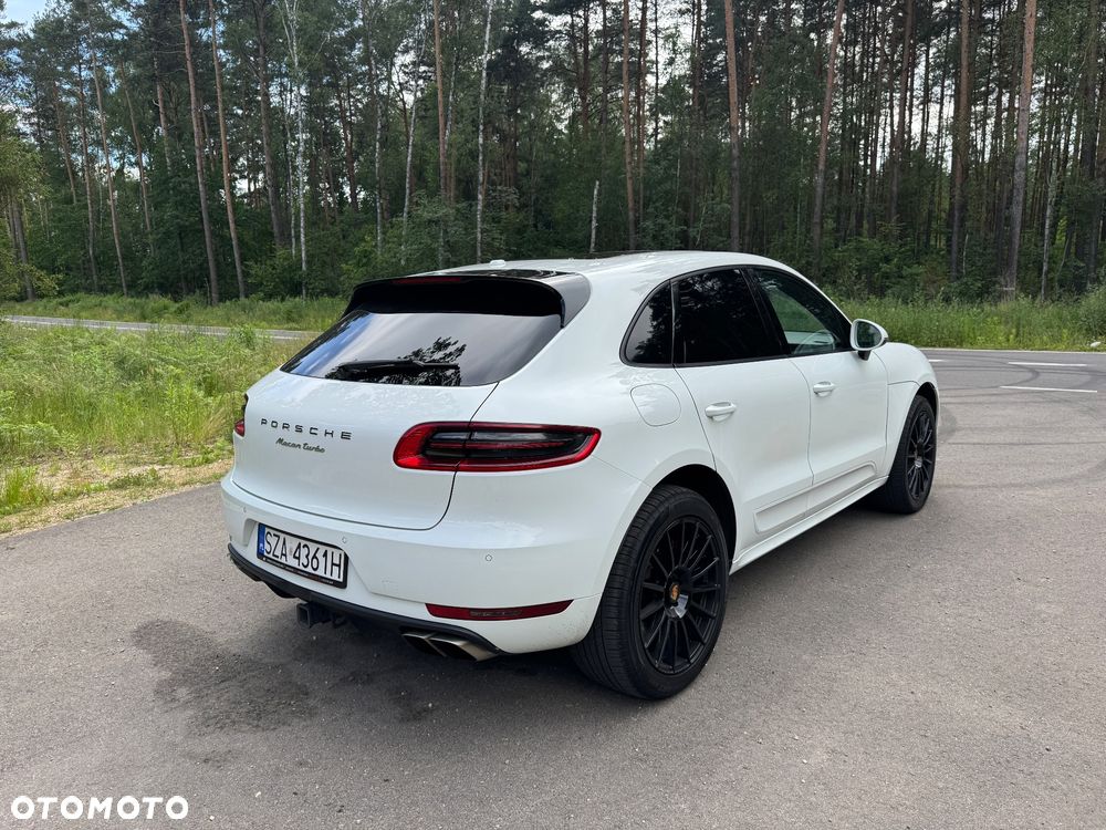 Porsche Macan Turbo - 5