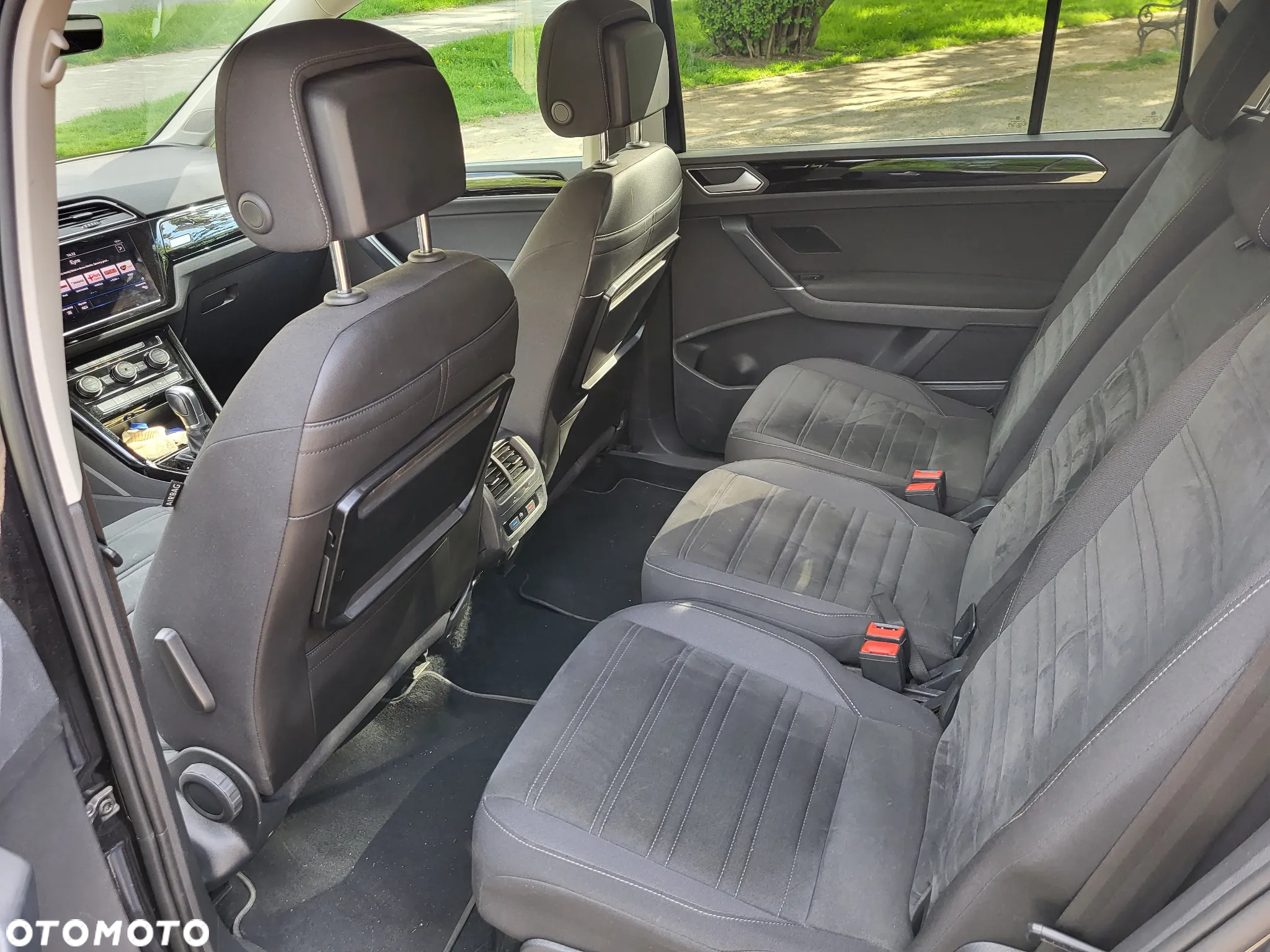 Volkswagen Touran 1.6 TDI SCR (BlueMotion Technology) DSG Comfortline - 10