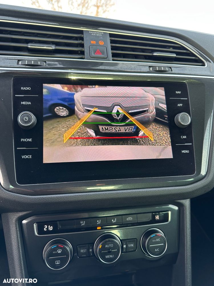 Volkswagen Tiguan Allspace 2.0 TDI SCR Comfortline - 9