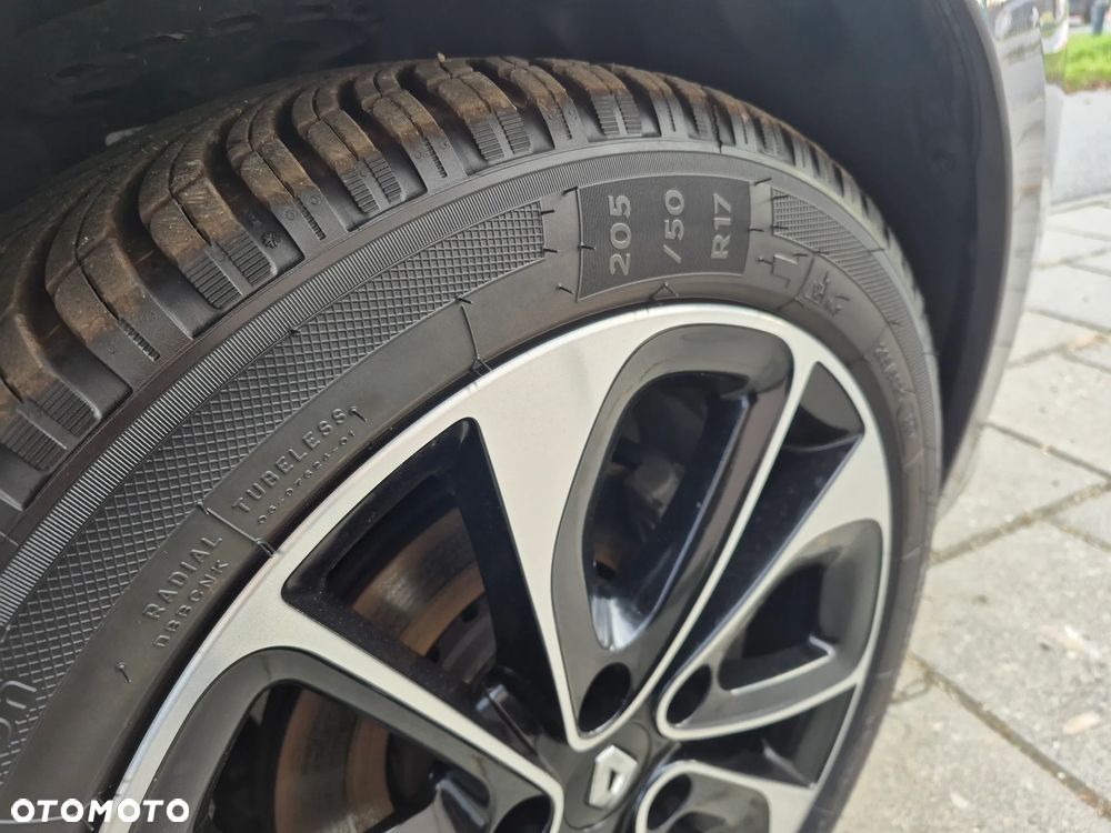 Renault Megane Grandtour ENERGY TCe 130 Start & Stop Bose Edition - 32