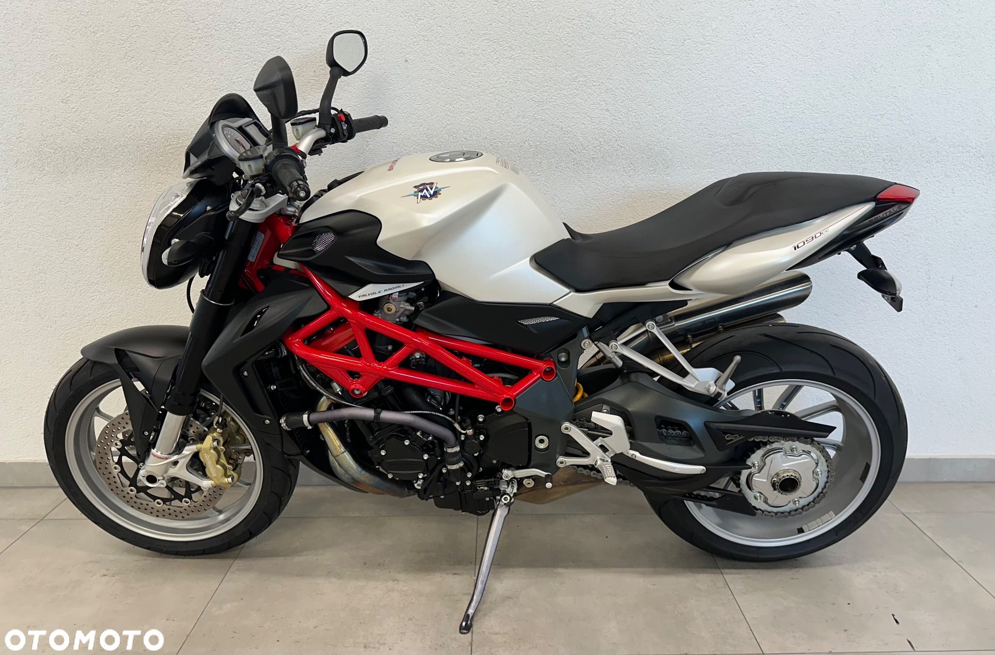 MV AGUSTA Brutale - 1
