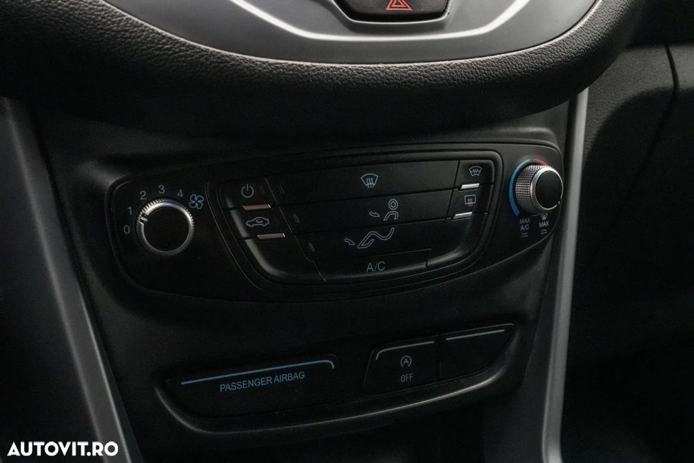 Ford B-Max 1.0 EcoBoost Titanium - 18