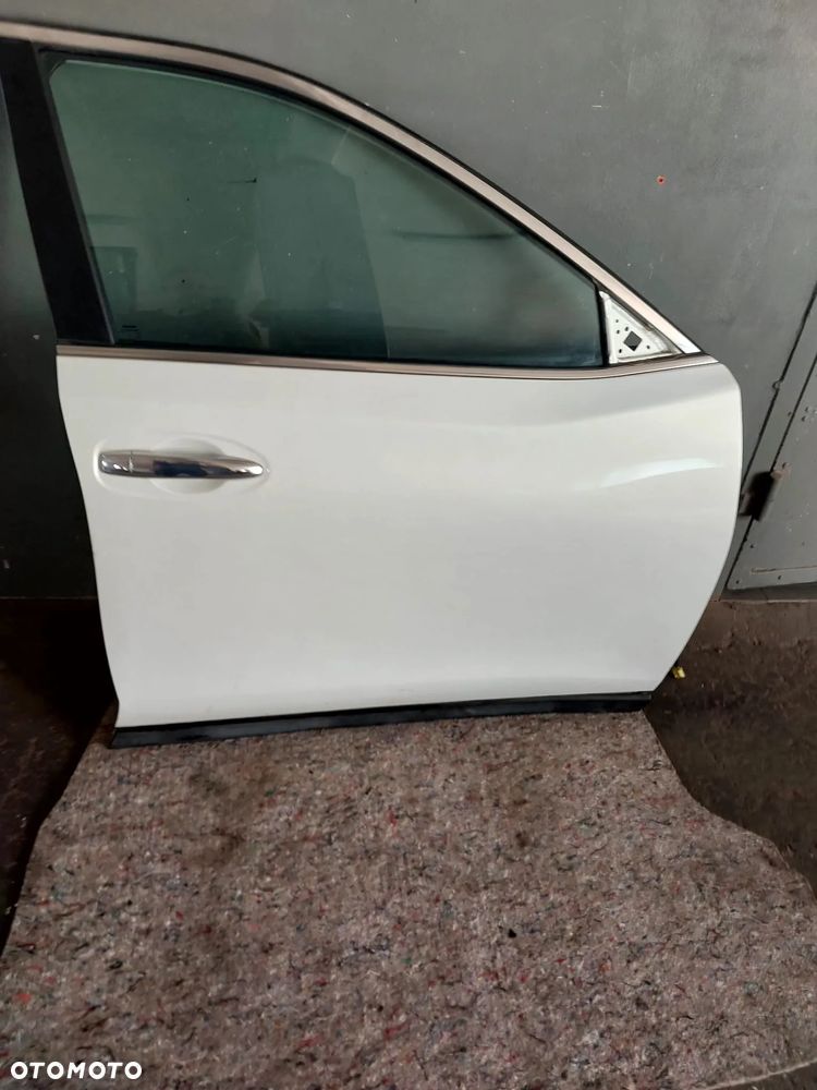 Nissan regue drzwi lewy przod prawy przod - 2