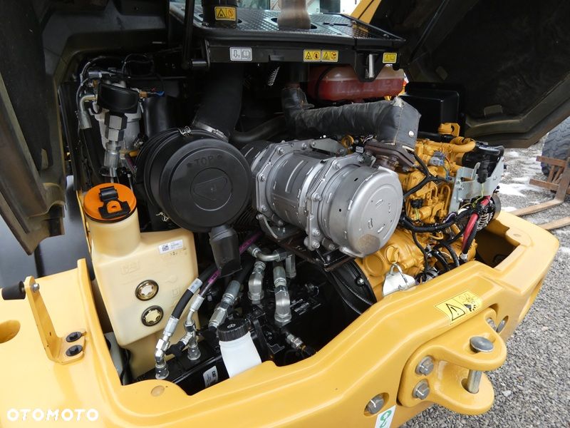 Caterpillar CAT 908M Z Niemiec / 3.372mtg po serwisie / Super Stan / - 14