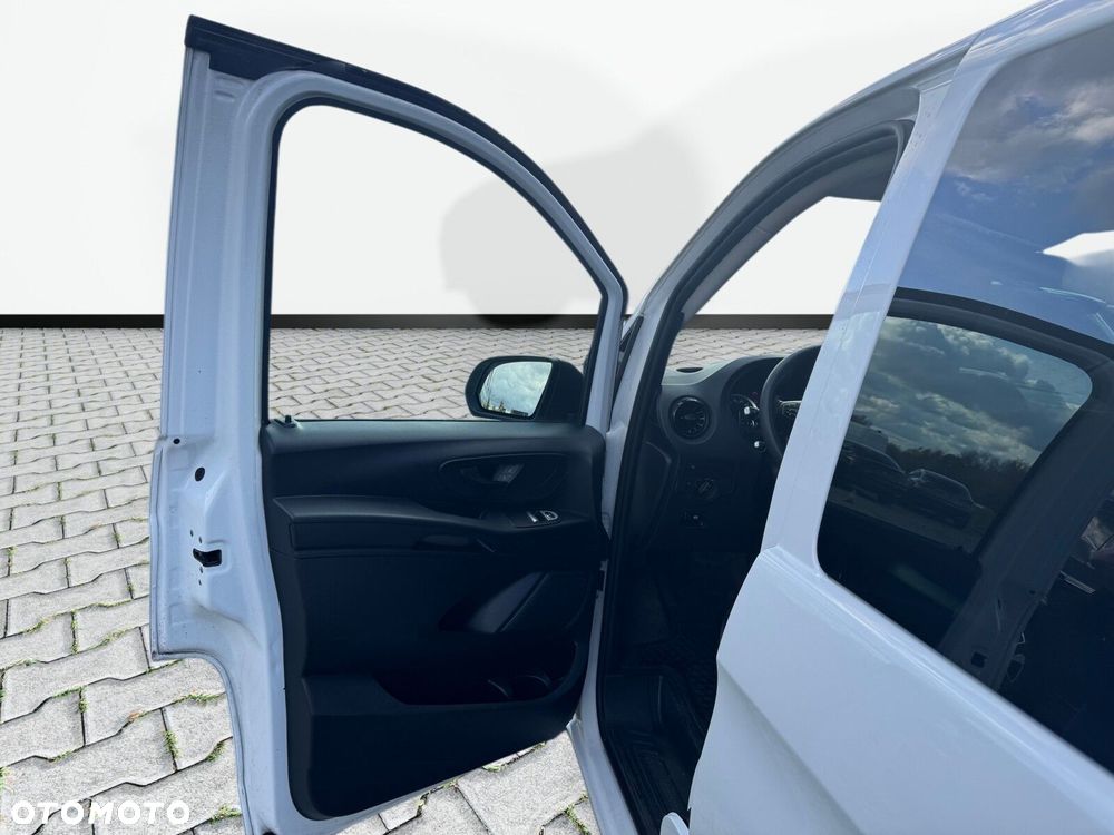 Mercedes-Benz Vito - 10