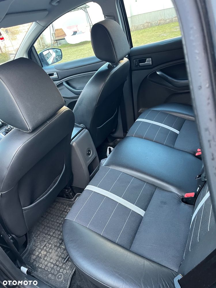 Ford Kuga 2.0 TDCi Titanium - 7