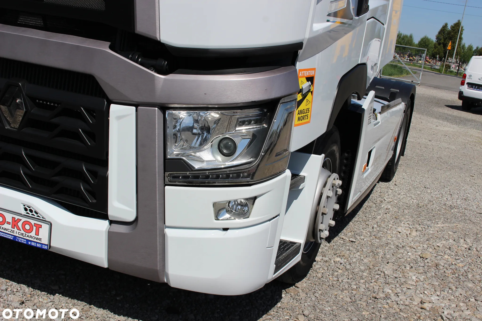 Renault T520 *13L* / KLIMA POSTOJOWA / HIGH CAB / 2 ZBIORNIKI /PEŁNY SPOILER /ACC / BL.MOSTU / Euro 6 /**SERWIS FR**/ STAN IDEALNY / - 21