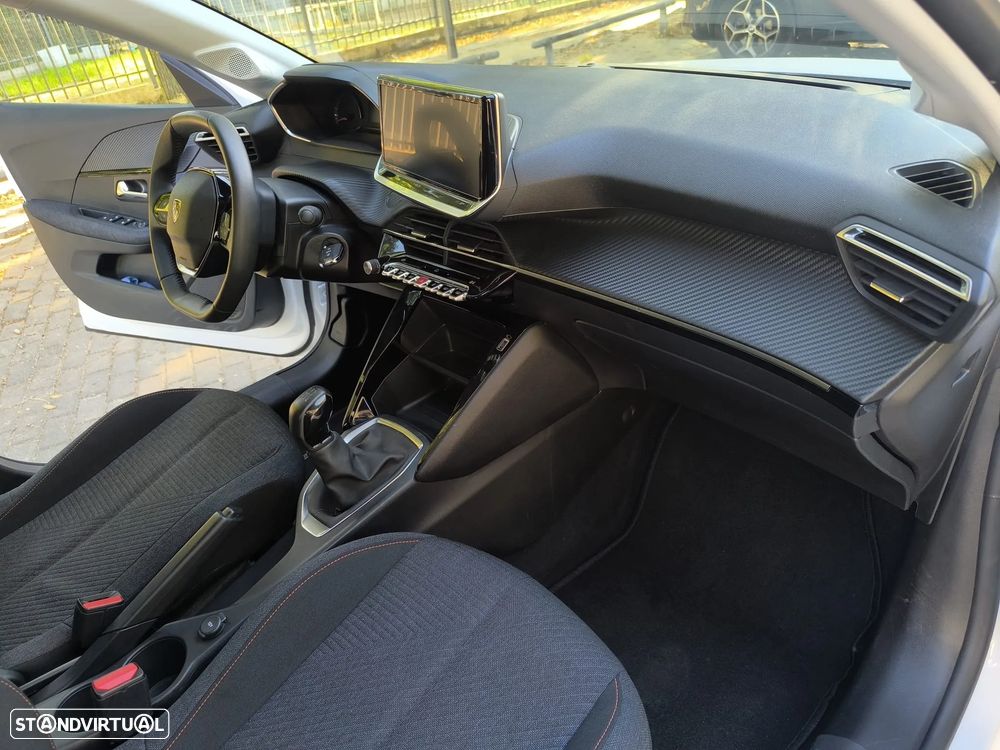Peugeot 208 1.2 PureTech SE Style - 18