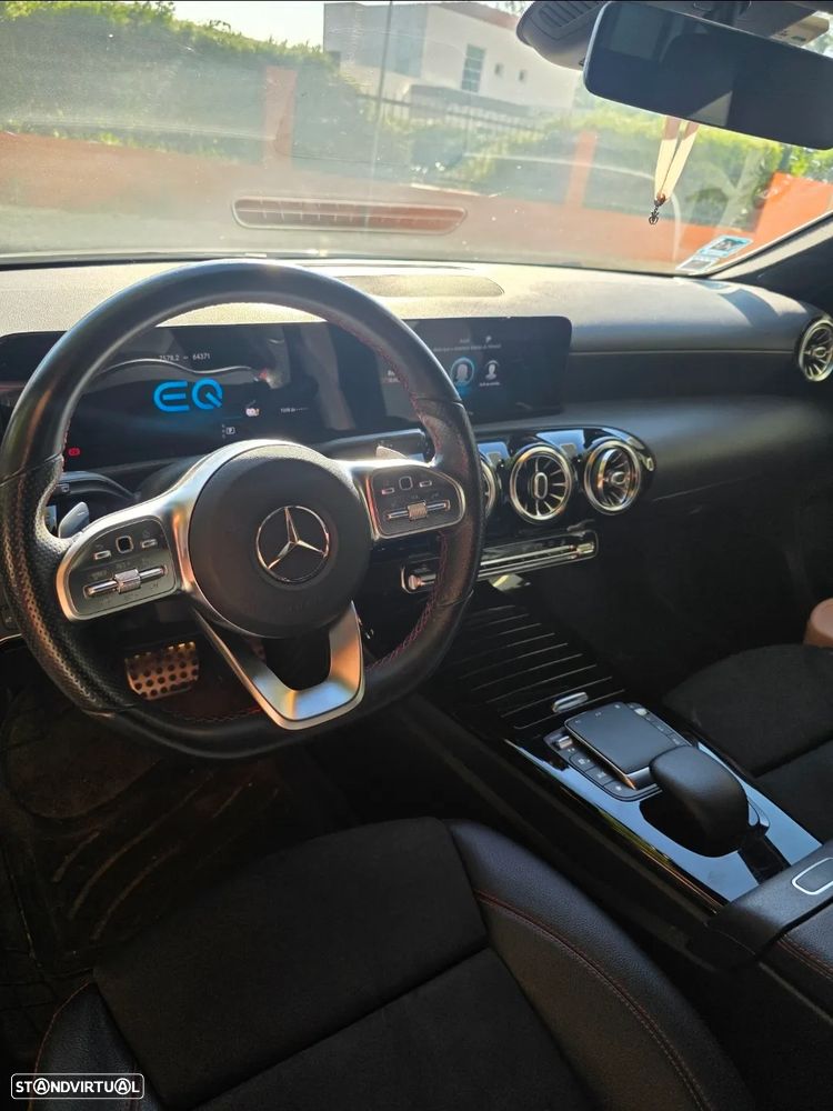Mercedes-Benz A 250 e AMG Line - 8