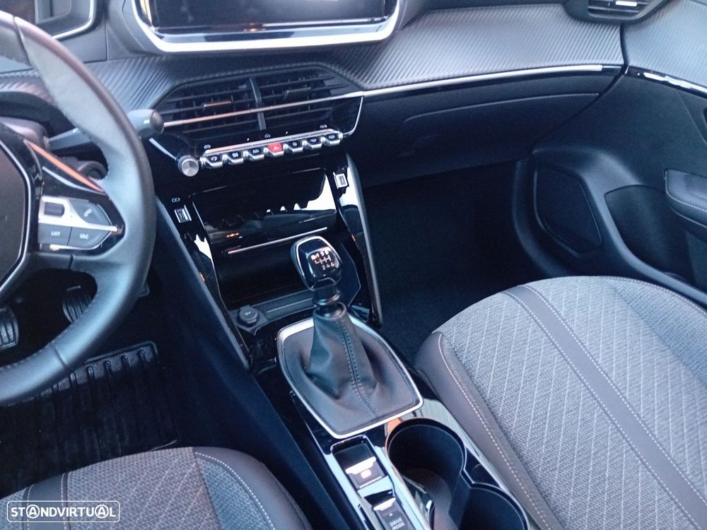 Peugeot 208 1.2 PureTech Allure - 11