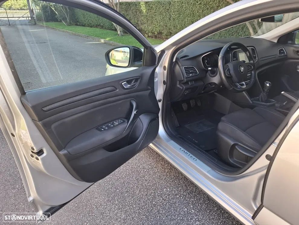 Renault Mégane Sport Tourer 1.5 Blue dCi Limited - 6