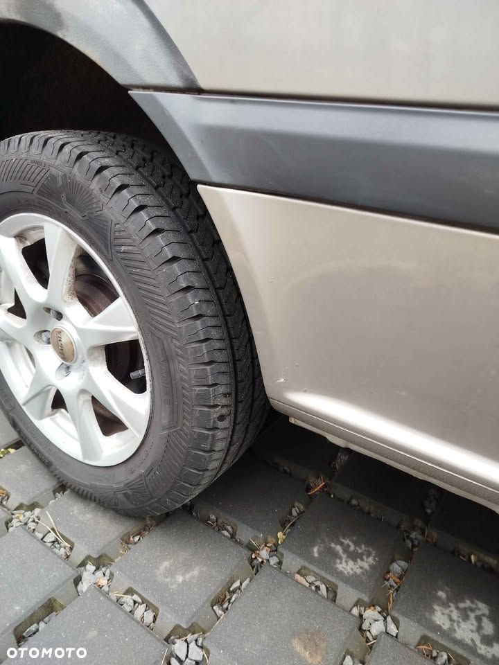 Mercedes-Benz Vito 639.705 - 11