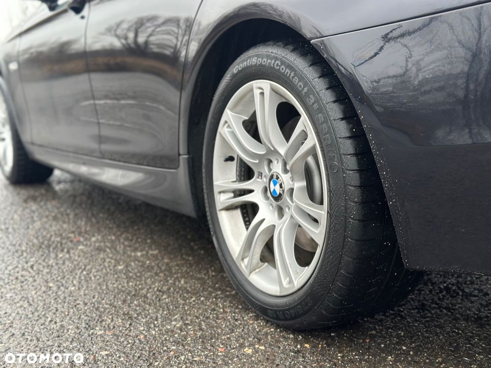 BMW Seria 5 520d - 23