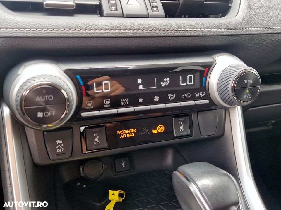 Toyota RAV4 - 19