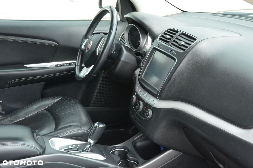 Fiat Freemont 2.0 Multijet Black Code AWD - 17