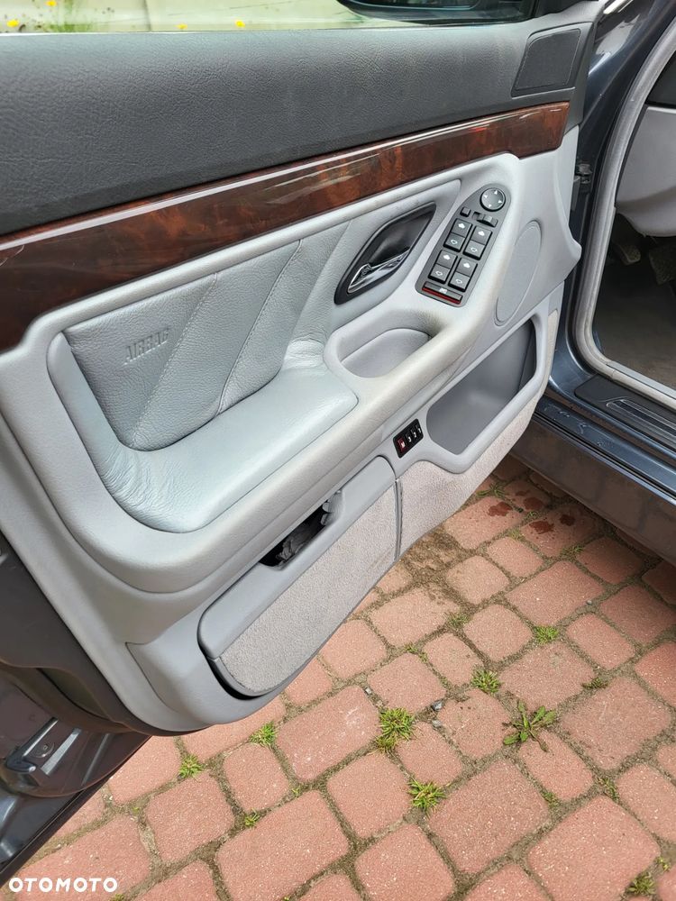 BMW Seria 7 740iL - 21