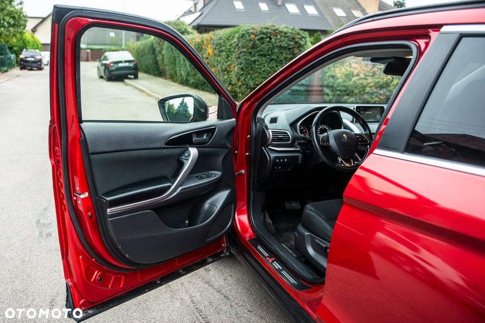 Mitsubishi Eclipse Cross 1.5 T-MIVEC ClearTec CVT 2WD Diamant Edition - 17
