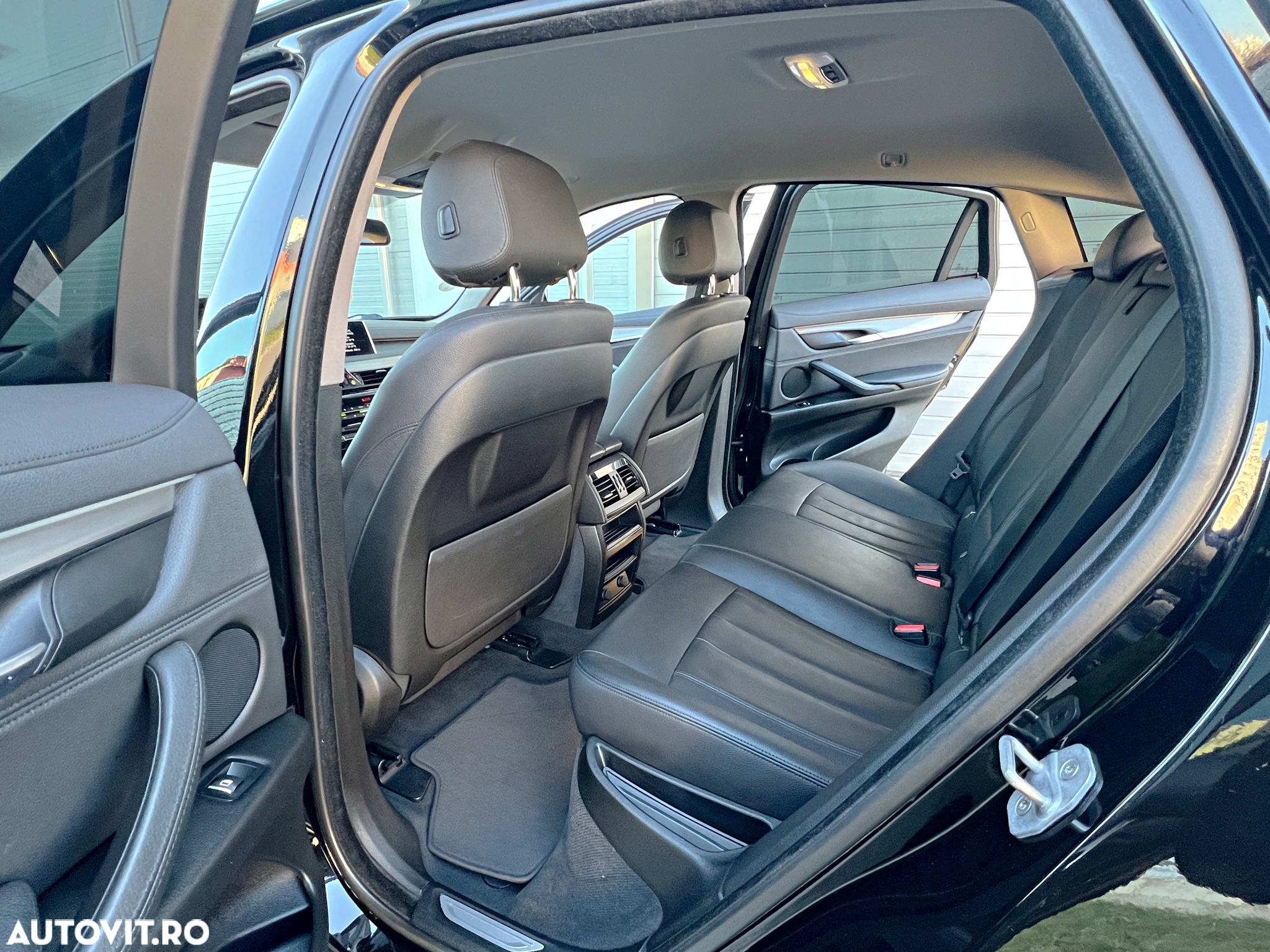 BMW X6 xDrive30d - 11