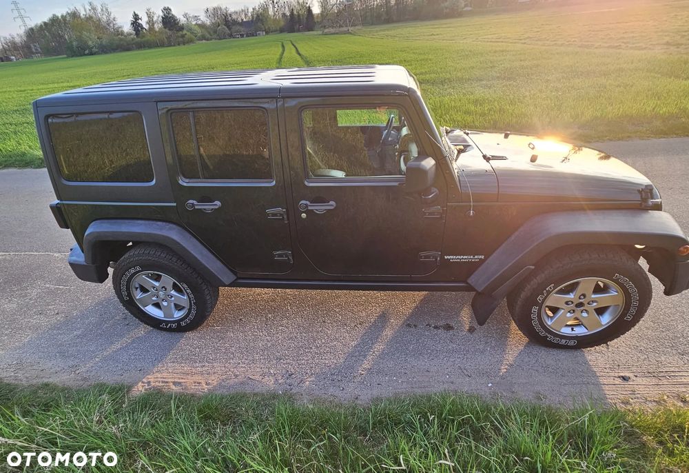 Jeep Wrangler 2.8 CRD Unlim Rubicon - 4