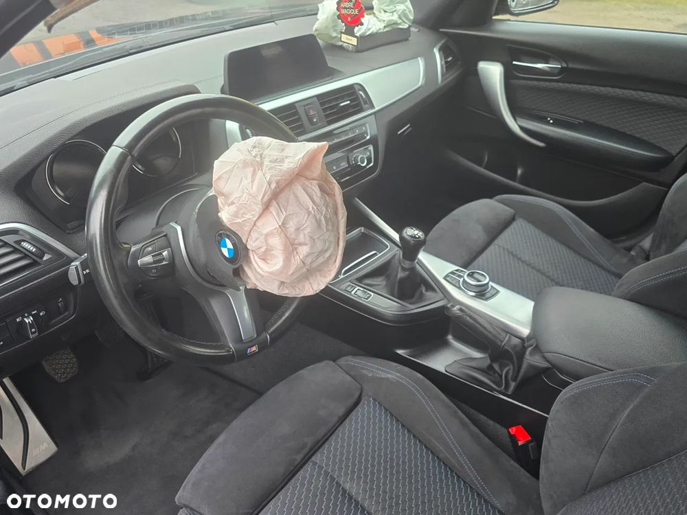 BMW Seria 1 120i M Sport Shadow - 22