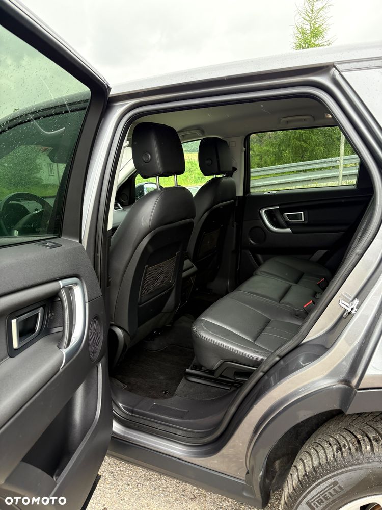 Land Rover Discovery Sport 2.0 TD4 HSE - 17