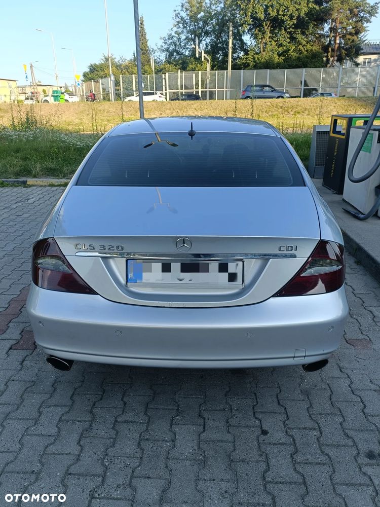 Mercedes-Benz CLS - 19