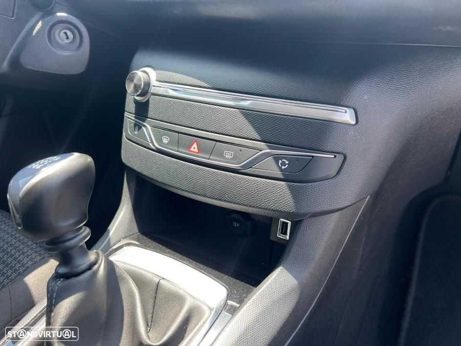 Peugeot 308 1.2 PureTech Active - 9