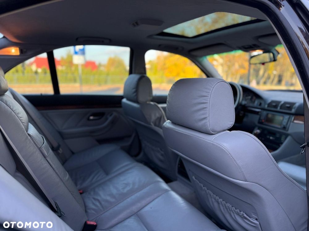 BMW Seria 5 - 13
