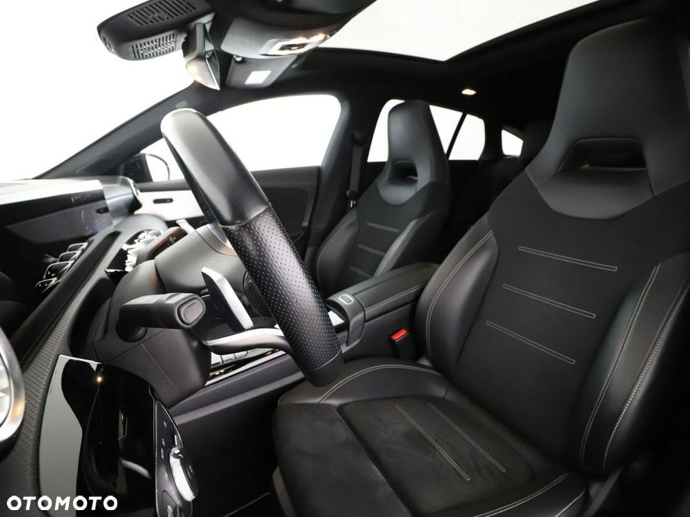 Mercedes-Benz CLA 200 7G-DCT Edition AMG Line - 13