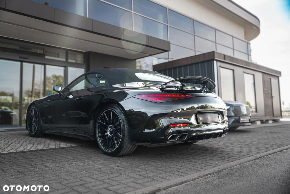 Mercedes-Benz SL AMG 63 4-Matic+ - 17
