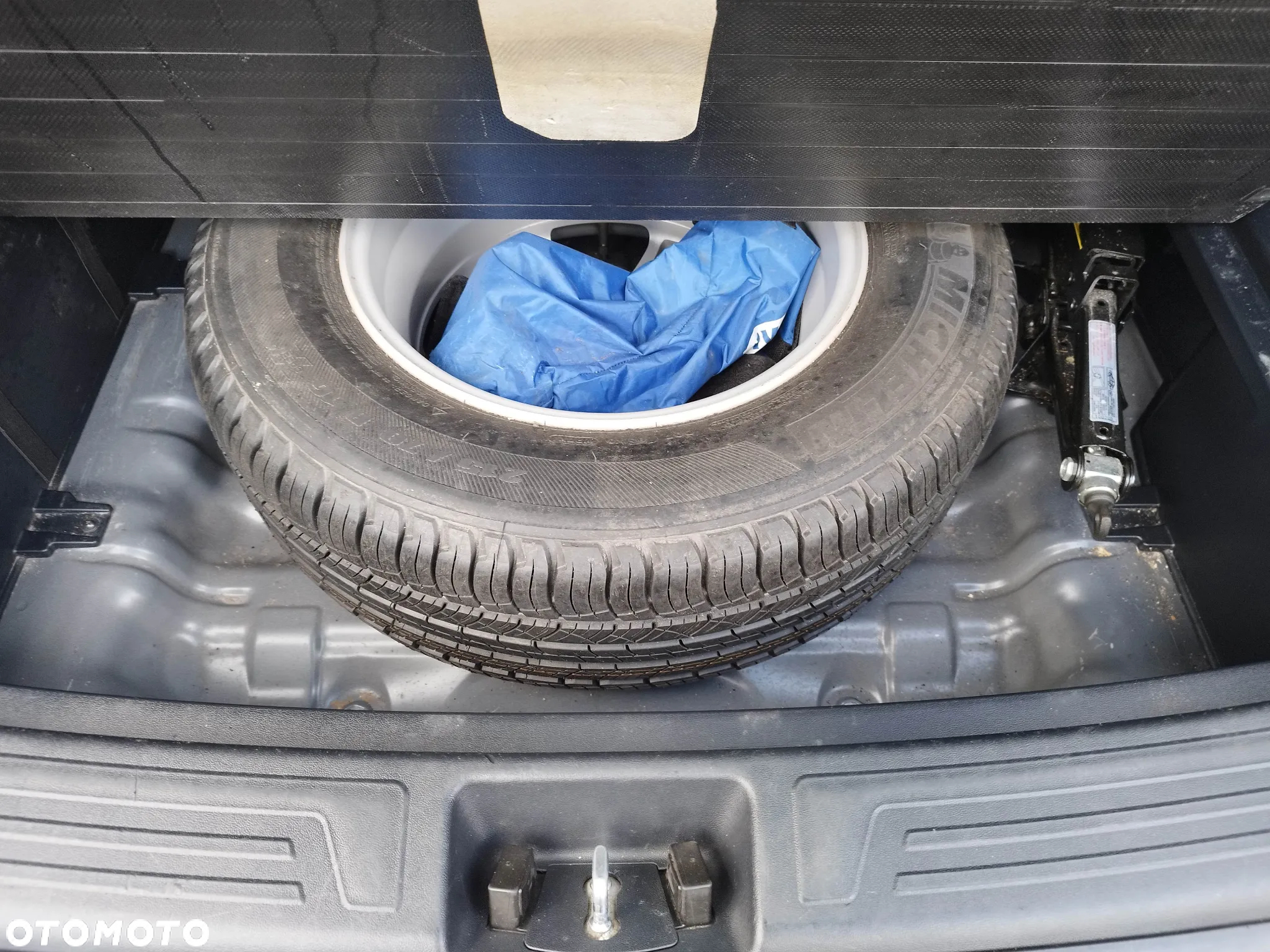 Hyundai ix35 2.0 CRDi Comfort 2WD - 21