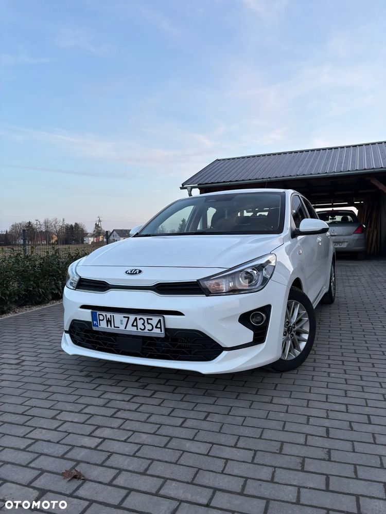Kia Rio - 1