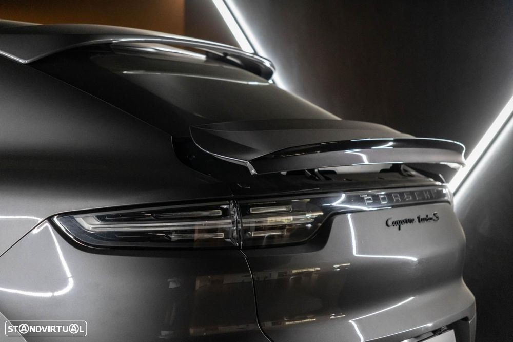 Porsche Cayenne Coupé Turbo S E-Hybrid - 27