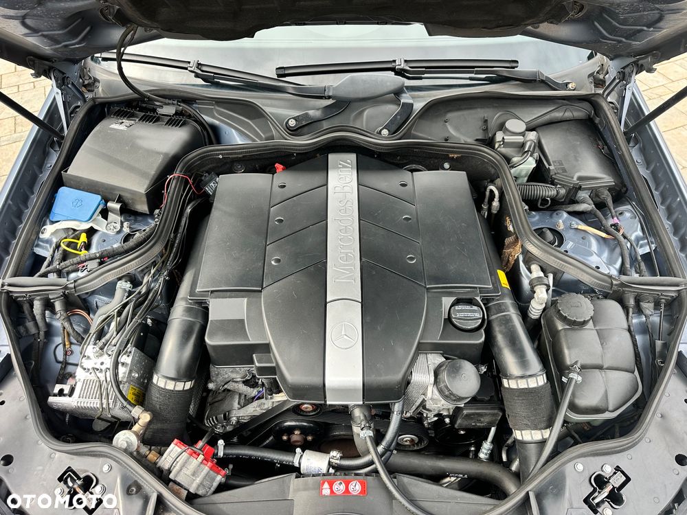 Mercedes-Benz Klasa E 240 Elegance - 39