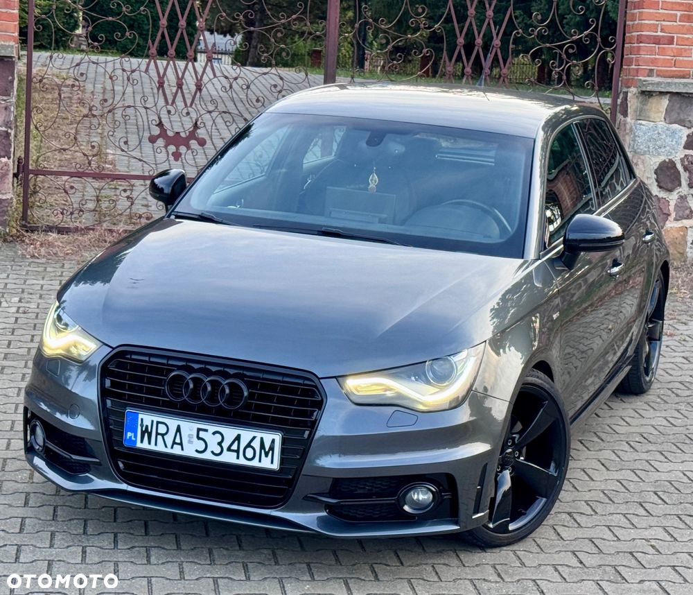 Audi A1 Sportback 1.4 TFSI S tronic S line Sportpaket - 2