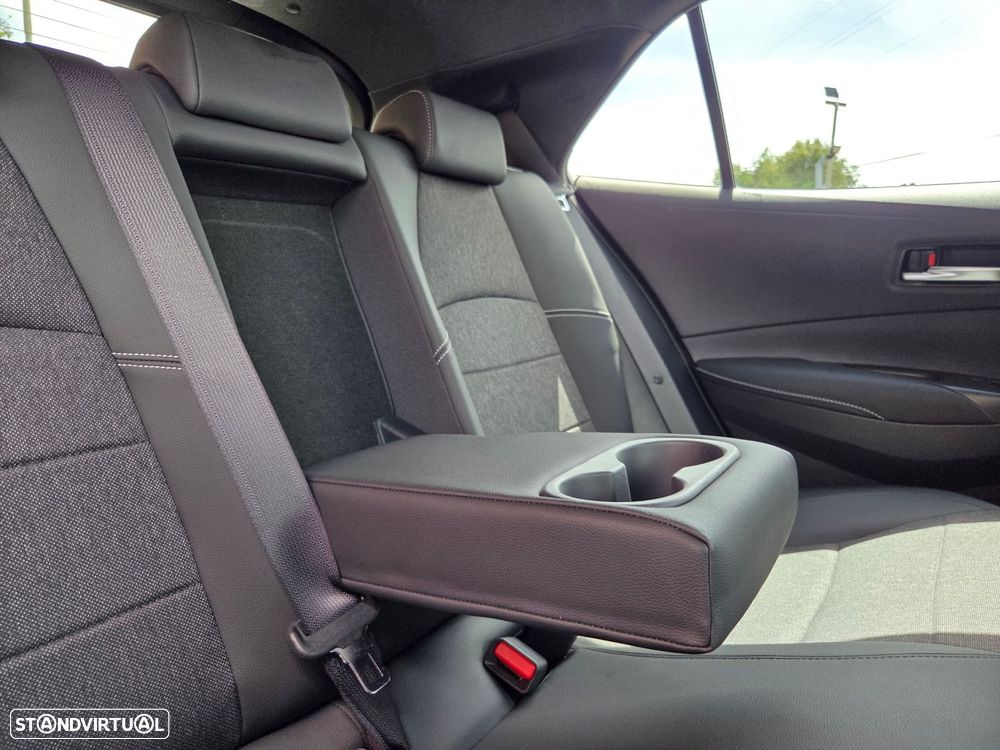 Toyota Corolla - 29