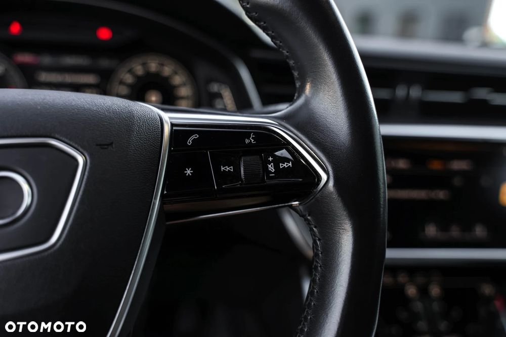 Audi A6 Allroad - 31