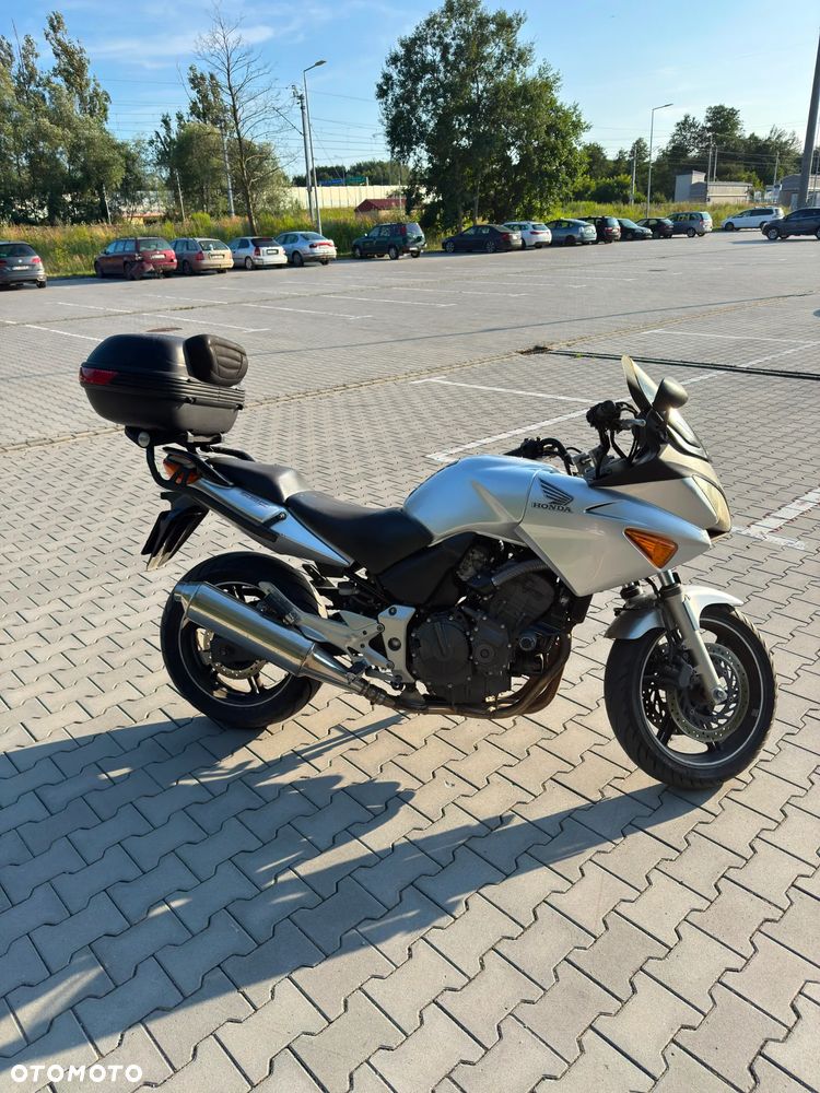 Honda CBF - 4