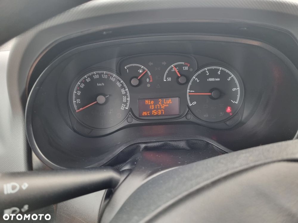 Opel Combo - 8